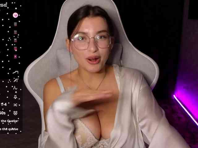 HailySue webcam