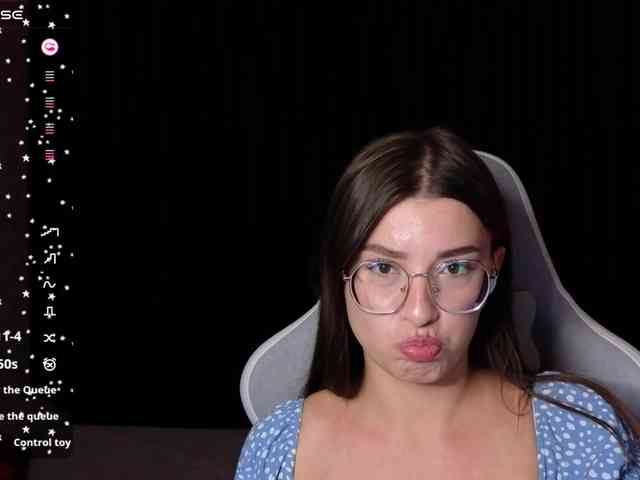 HailySue webcam