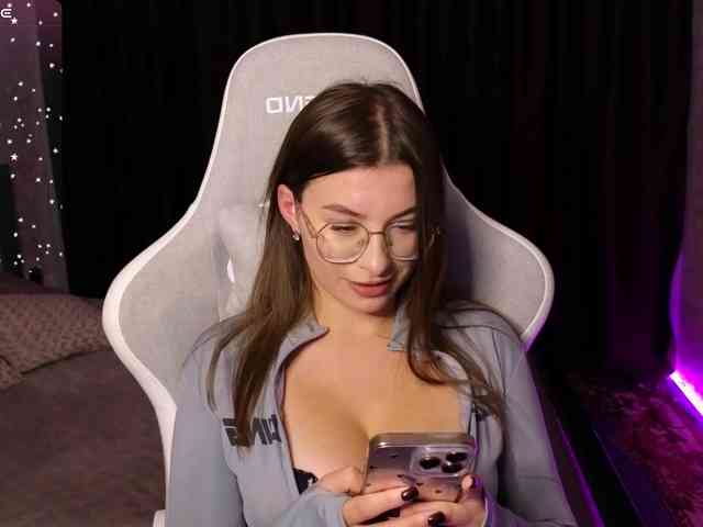HailySue webcam