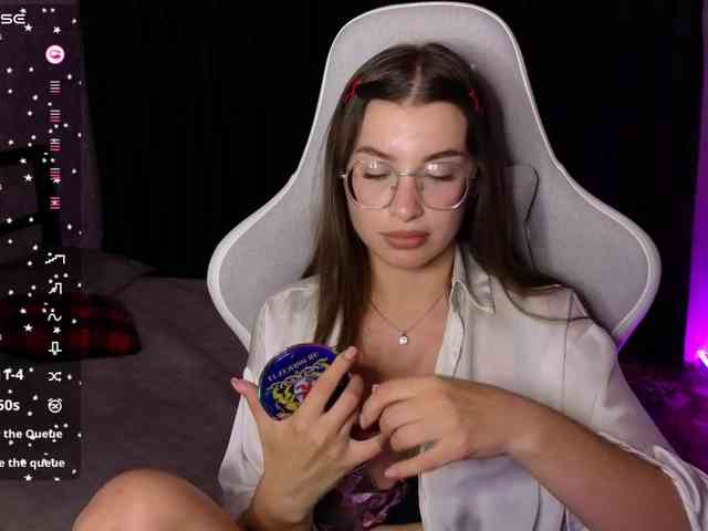 HailySue webcam