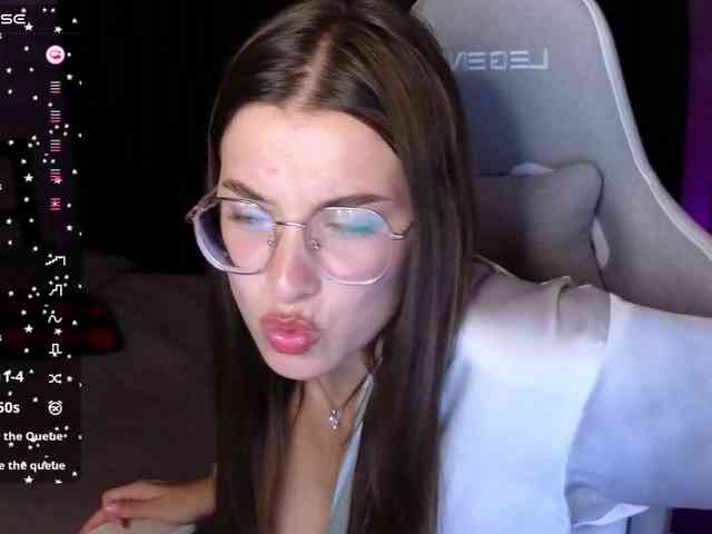 HailySue webcam