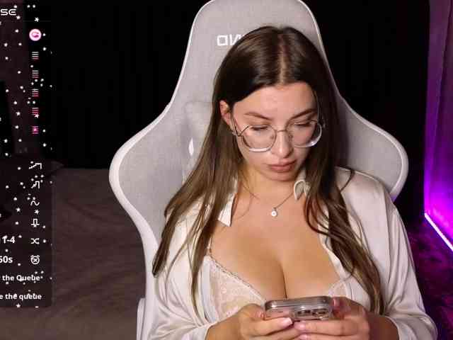 HailySue webcam