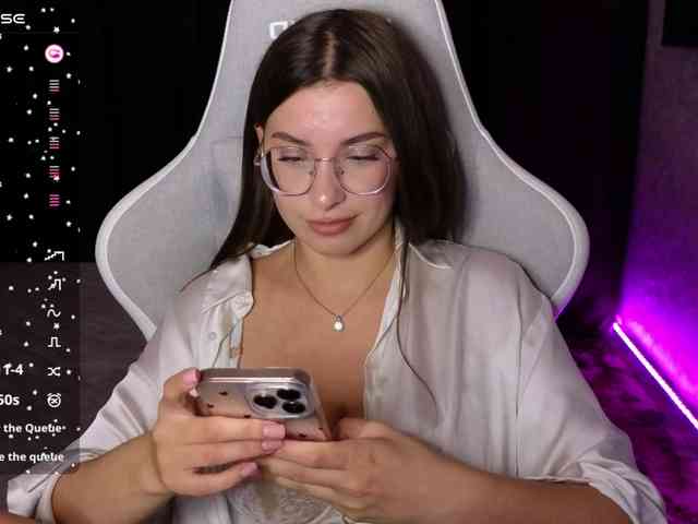 HailySue webcam