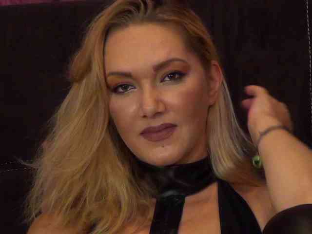 NicoleSinn webcam