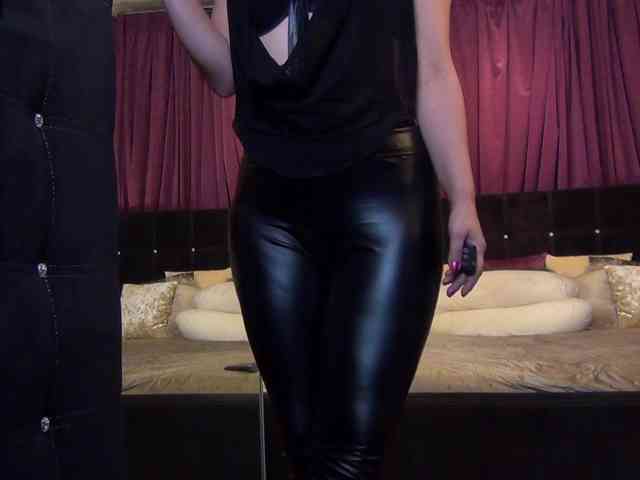 NicoleSinn webcam