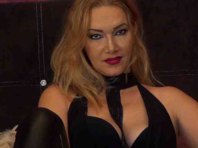 NicoleSinn webcam