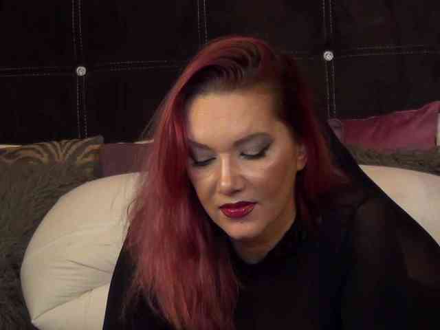 NicoleSinn webcam