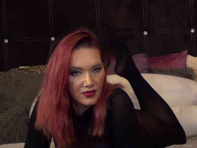 NicoleSinn webcam