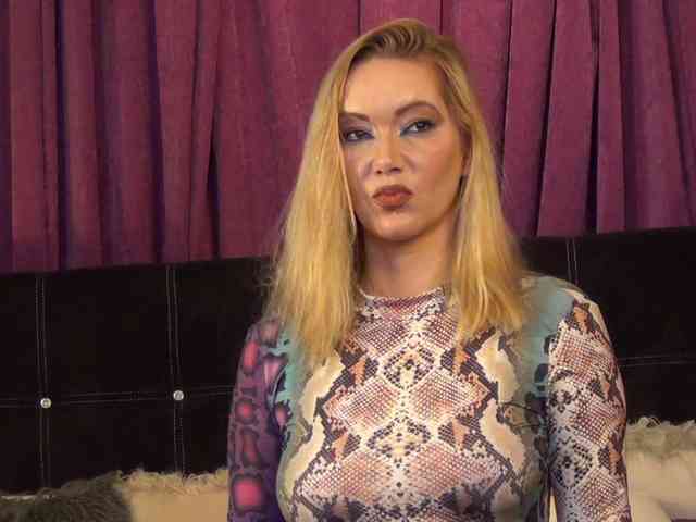 NicoleSinn webcam