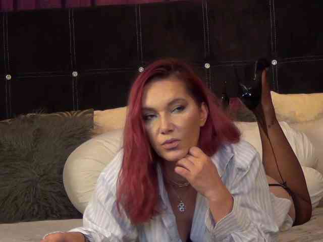 NicoleSinn webcam