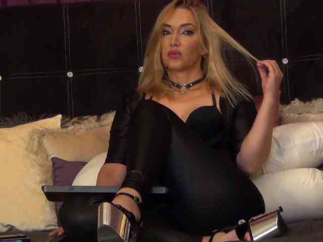NicoleSinn webcam