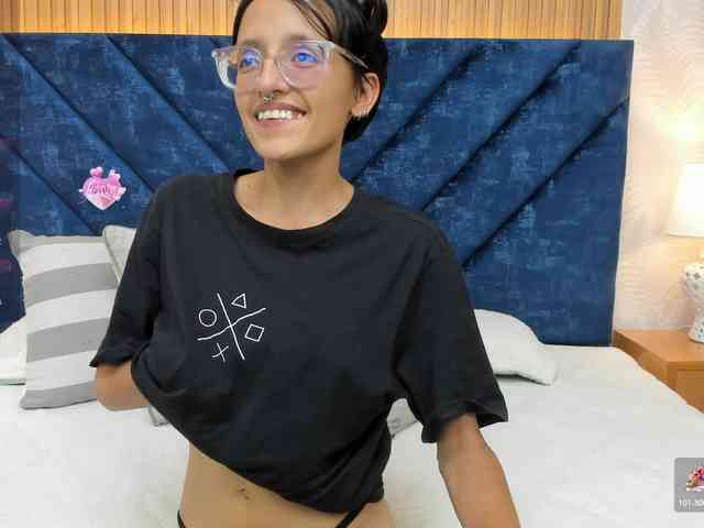 Margelasander Live Webcam on BongaCams
