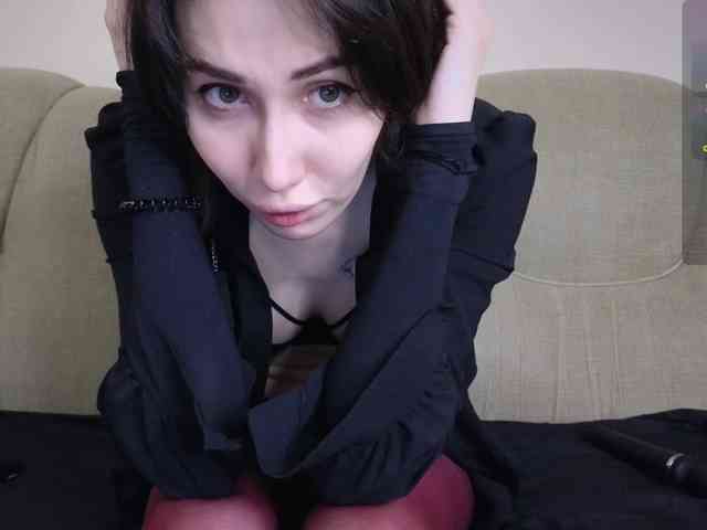Nikavaynya Live Webcam on BongaCams