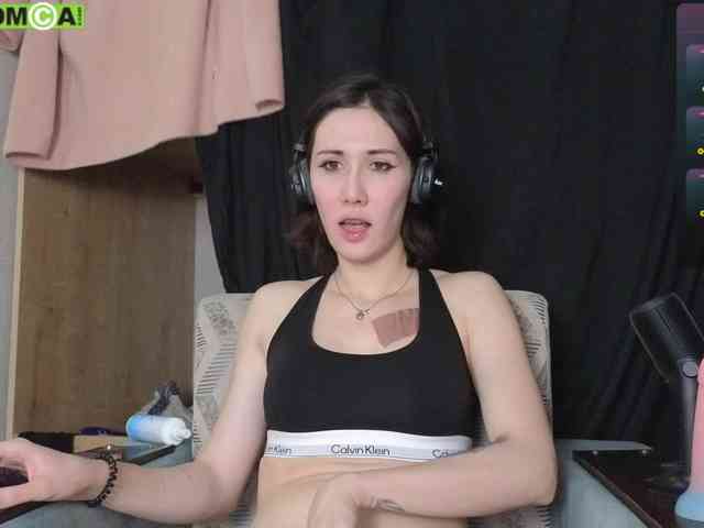 Nikavaynya Live Webcam on BongaCams