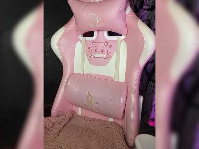 peku-keksy's BongaCams show and profile