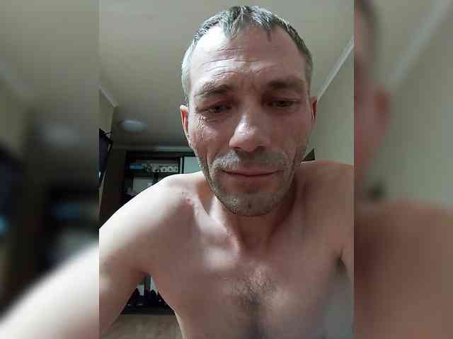 Maksim695 Live Webcam on BongaCams