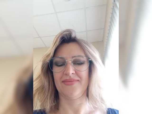 LagoonJoy's BongaCams show and profile