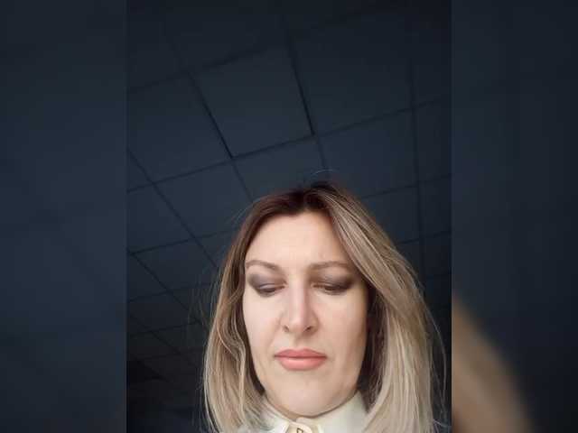 LagoonJoy's BongaCams show and profile