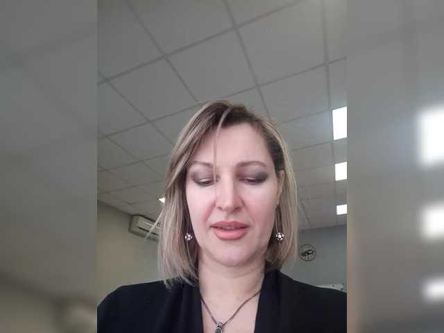 LagoonJoy — Lovense from 2 tokens. Pulse 222t - 20 sec. Random 333t - 30 sec. Wave 444t - 40 sec