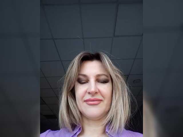 LagoonJoy's BongaCams show and profile