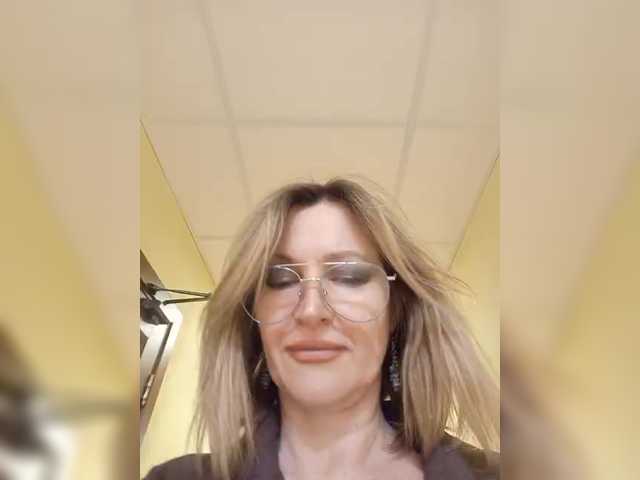 LagoonJoy's BongaCams profile