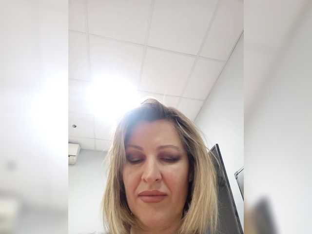 LagoonJoy's BongaCams show and profile