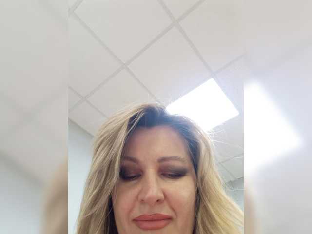 LagoonJoy's BongaCams show and profile