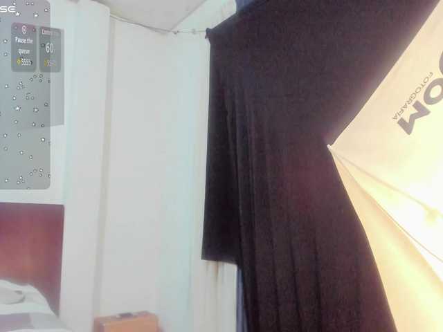 latinaStepStar's BongaCams show and profile