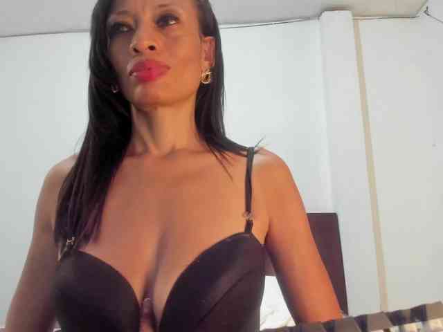 latinaStepStar webcam