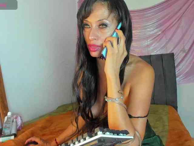 latinaStepStar webcam