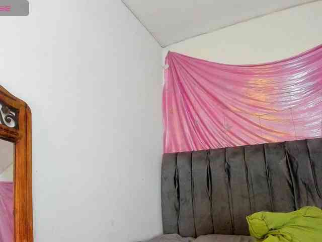 latinaStepStar webcam