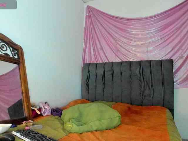 latinaStepStar webcam