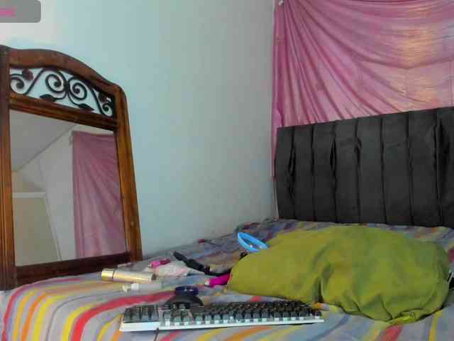 latinaStepStar webcam