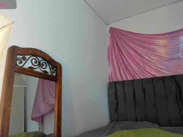 latinaStepStar webcam