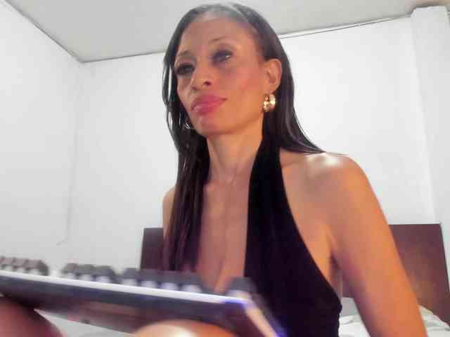 latinaStepStar webcam