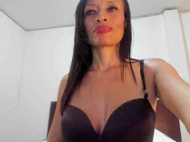 latinaStepStar webcam