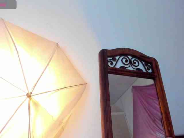 latinaStepStar webcam