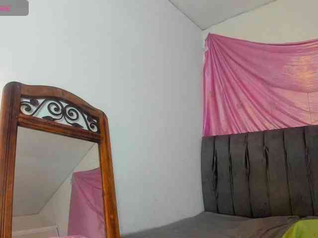 latinaStepStar webcam