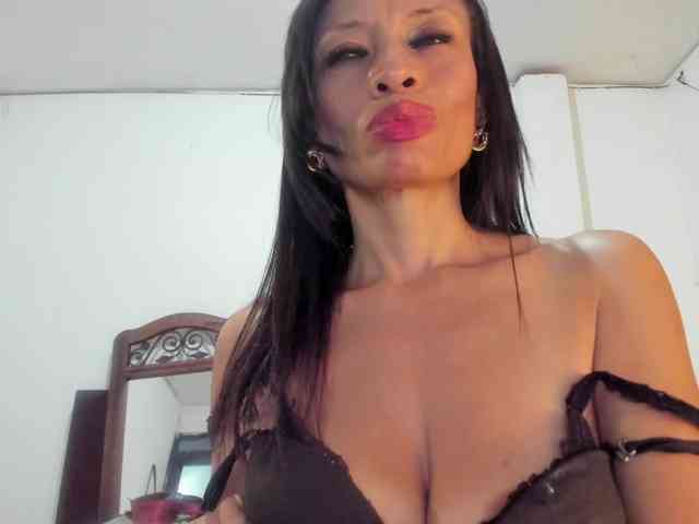 latinaStepStar webcam