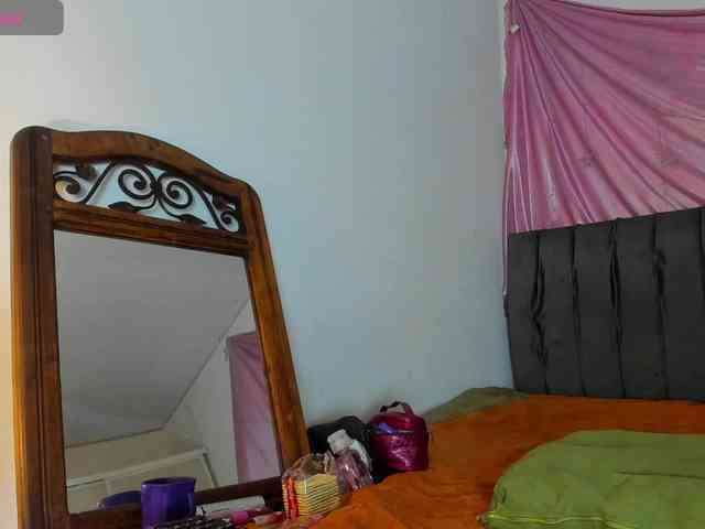 latinaStepStar webcam