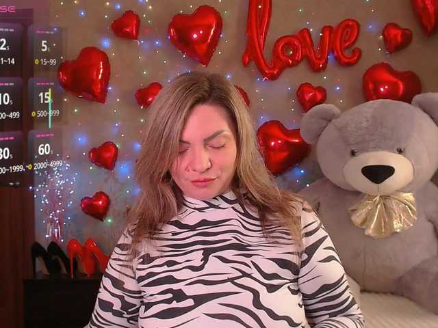 TerriLaxxx's BongaCams show and profile