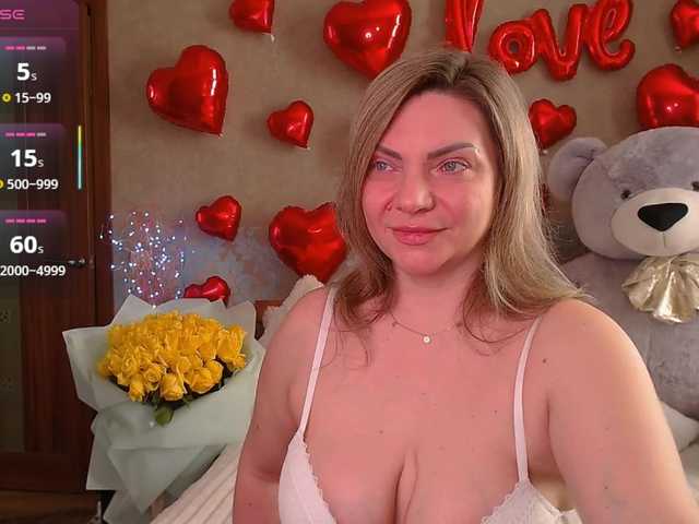 TerriLaxxx's BongaCams show and profile