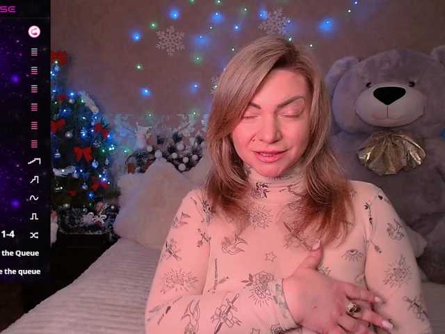 TerriLaxxx's BongaCams show and profile