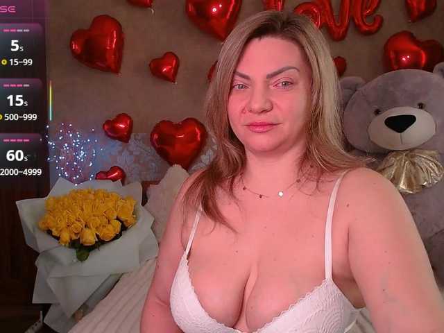 TerriLaxxx's BongaCams show and profile