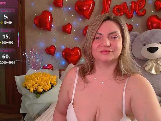 TerriLaxxx's BongaCams show and profile