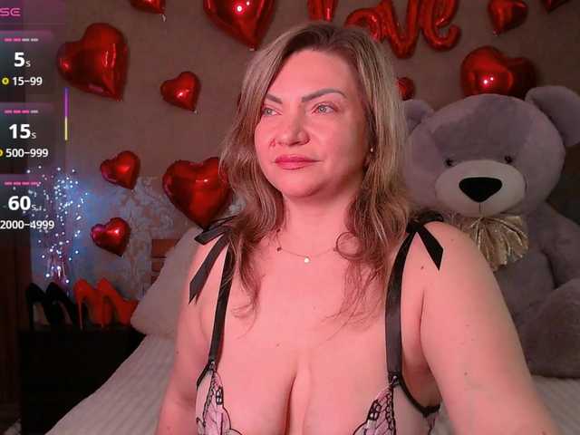 TerriLaxxx's BongaCams show and profile