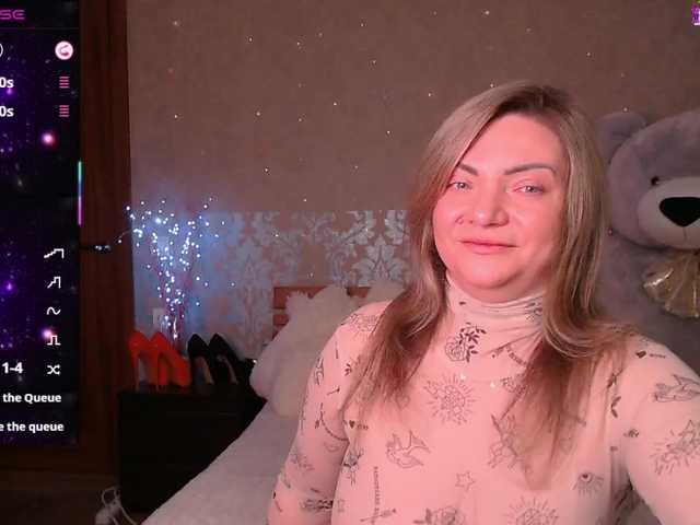 TerriLaxxx's BongaCams show and profile