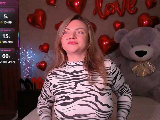 TerriLaxxx's BongaCams show and profile