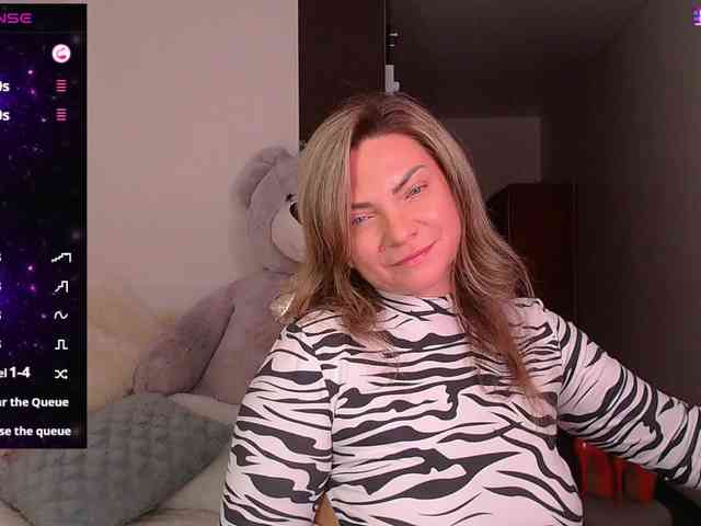TerriLaxxx webcam