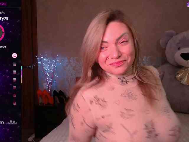 TerriLaxxx webcam